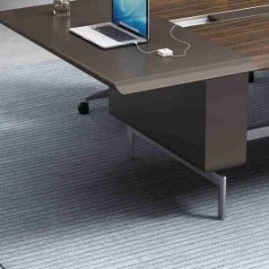 極克シリーズ会議机 輸入天然直紋クルミ木皮 上思華林e1グレード 銀色アルミ配線溝付き