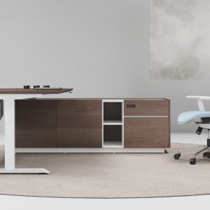 カスタール昇降式執務机 ダブルモーター電動昇降 豊林e0級パーティクルボード ドイツシャッター化粧紙 宝鋼スチールフレーム 冠輝五金