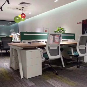 ピーターcタイプ スタッフデスク ドイツ夏特化粧紙 冠輝五金豊林e0グレード ノーハンドルデザイン 宝鋼鋼架脚