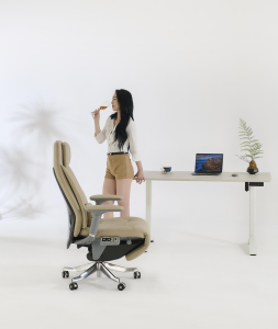 ad5シリーズスマート電動オフィスチェア｜1.5cm厚環境対応木材、アルミニウム合金肘掛け、高級牛皮、sgs認証ガスリフト、700#メッキ脚、静音puキャスター