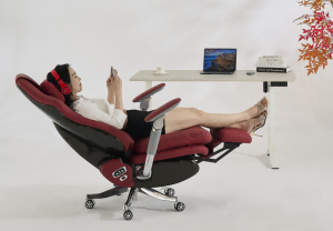 f02シリーズスマートゲーミングチェア｜1.5cm厚環境対応木板内枠、6dアルミ合金肘掛け、頭層牛皮+黒カーボンファイバー、sgs認証ガスリフト