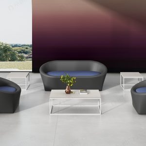 領御シリーズコーヒーテーブル 豊林e0級環境保護高密度パーティクルボード ドイツシャッター饰面紙 冠輝五金